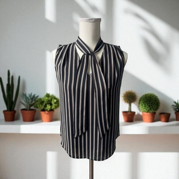 WHITE HOUSE BLACK MARKET Striped Bow Neck Tank Top Size 0 - Picture 1 of 8